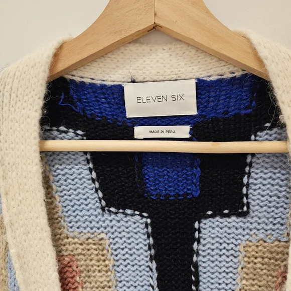 Alpaca Chevron Pattern Cardigan - Picture 3 of 6